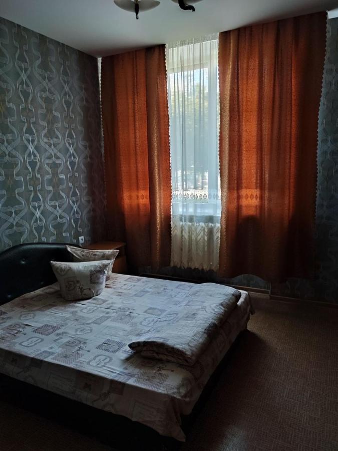 Dinamo Hotel Charkiv Exteriör bild