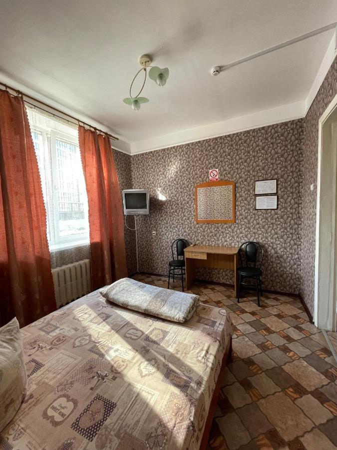 Dinamo Hotel Charkiv Exteriör bild